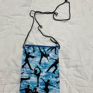 Cotton, lightweight cross body bag with ice skater print